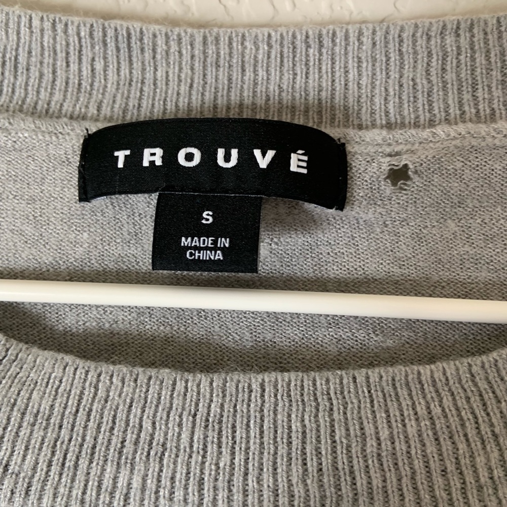 gray sweater - Picture 2 of 3